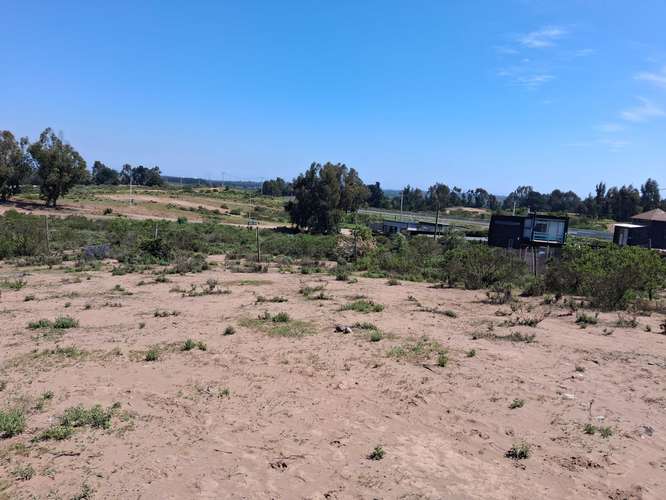 Oportunidad de Inversión en Terreno Amplio (168679)