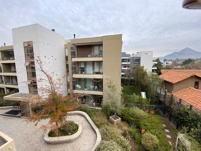 Departamento en venta de 3 dorm. en Lo Barnechea