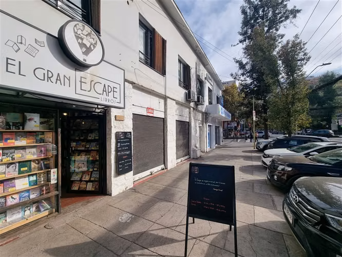 Local Comercial en arriendo en Las Condes/Colón