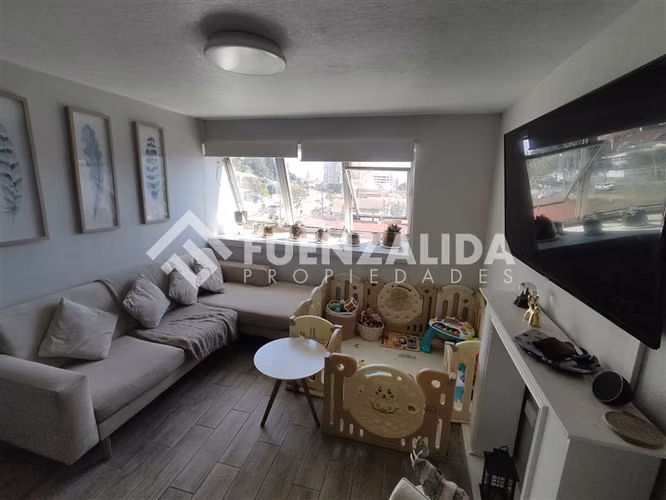 2 D - 1 B- 1 E , En calle Limache - Imagen 3