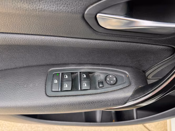 BMW 118I 1.5 TURBO AUTOMATICO UNICO DUENO FULL AIRE AIRBAG ABS VER EN LAS CONDES 2018