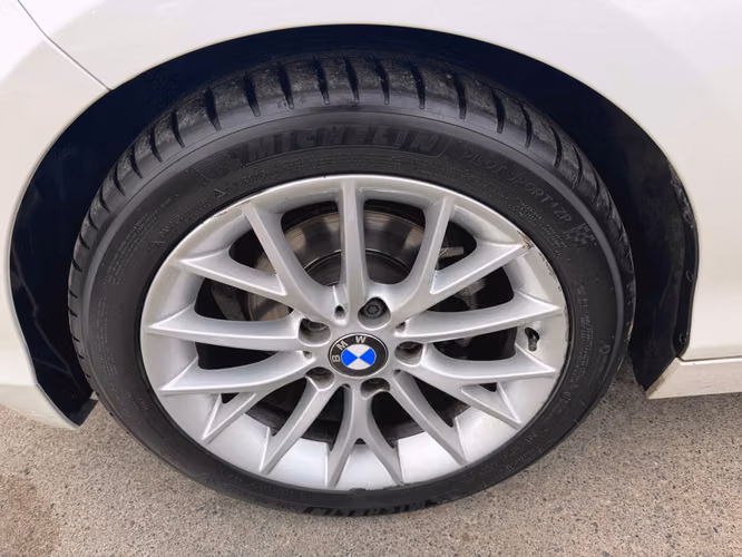 BMW 118I 1.5 TURBO AUTOMATICO UNICO DUENO FULL AIRE AIRBAG ABS VER EN LAS CONDES 2018