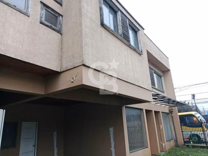 Excelente Propiedad Comercial y Habitacional