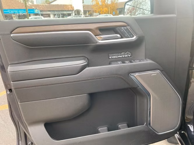 CHEVROLET SILVERADO 2024 - Imagen 9