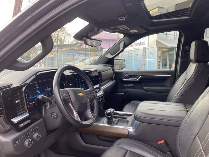 CHEVROLET SILVERADO 2024 - Imagen 10