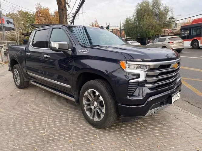 CHEVROLET SILVERADO 2024 - Imagen 3