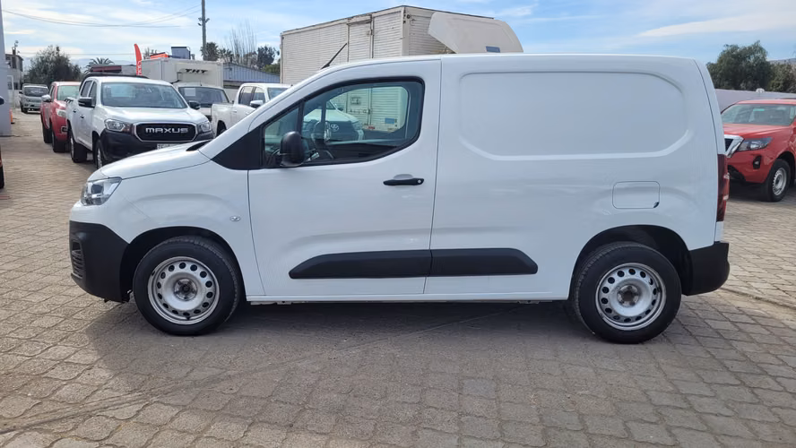 Citroën BERLINGO K9 1.6 FULL MEC. 1.6 • 4x2 • Mecánica • 2022