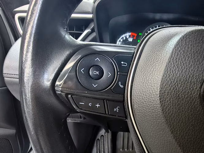 TOYOTA COROLLA CROSS 2023