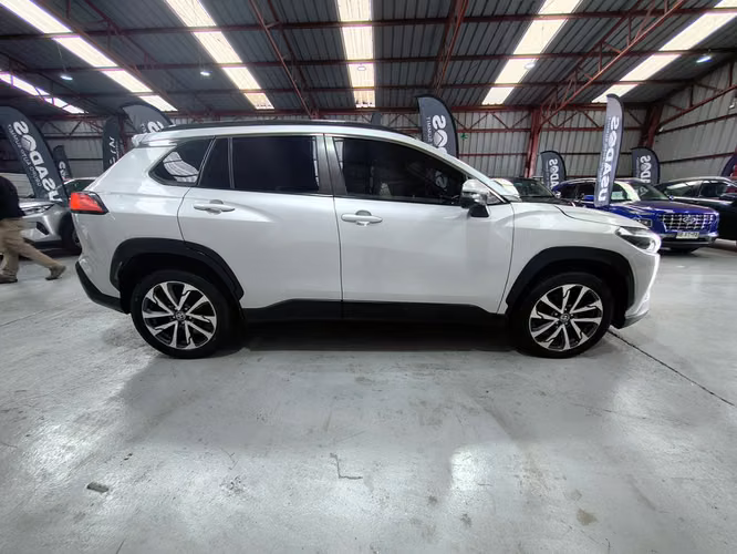 TOYOTA COROLLA CROSS 2023