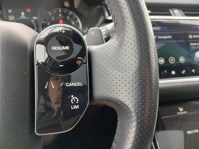 LAND ROVER RANGE ROVER VELAR 2019