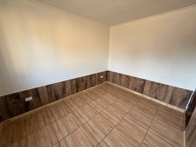 SECTOR CENTRO MACKENA VALOR ARRIENDO: $1.500.000.-