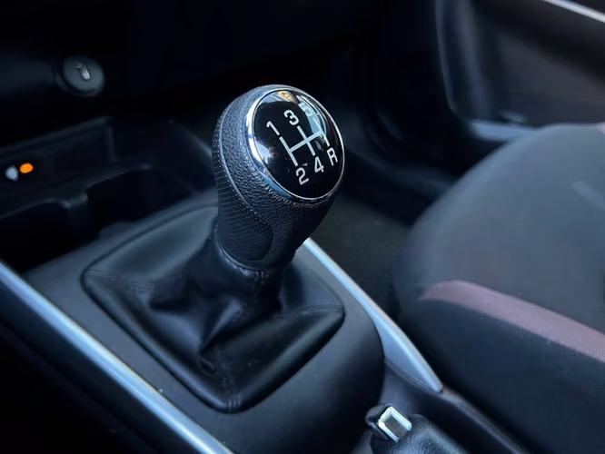 SUZUKI FRONX 1.5 GLX HYBRID MT - 2025 | 360