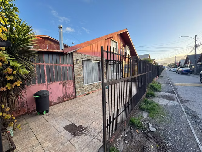 En Venta Amplia Casa En Hualpen