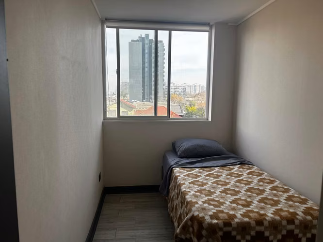 DEPTO. MODERNO, 2 DORMITORIOS, 1 BAÑO, ESTACIONAMIENTO Y BODEGA