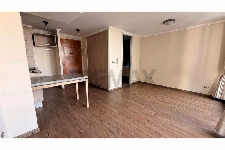 Depto tipo estudio con estacionamiento y bodega - Imagen 6