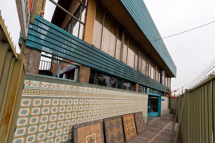 Terreno industrial 1.450 m² en av. santa rosa.