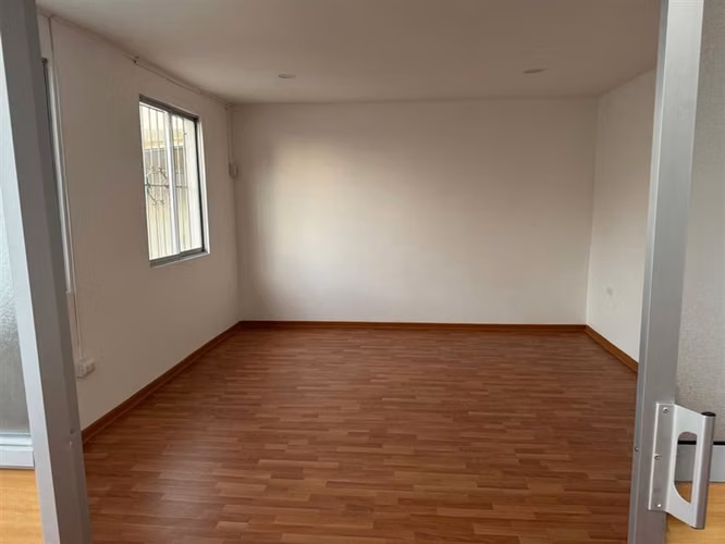 Casa en arriendo de 6 dorm. en La Serena