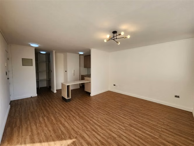 Arriendo comodo depto monoambiente en metro Gruta de Lourdes
