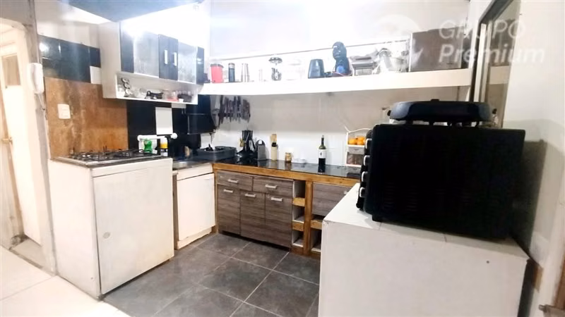 Casa en venta de 5 dorm. en La Florida