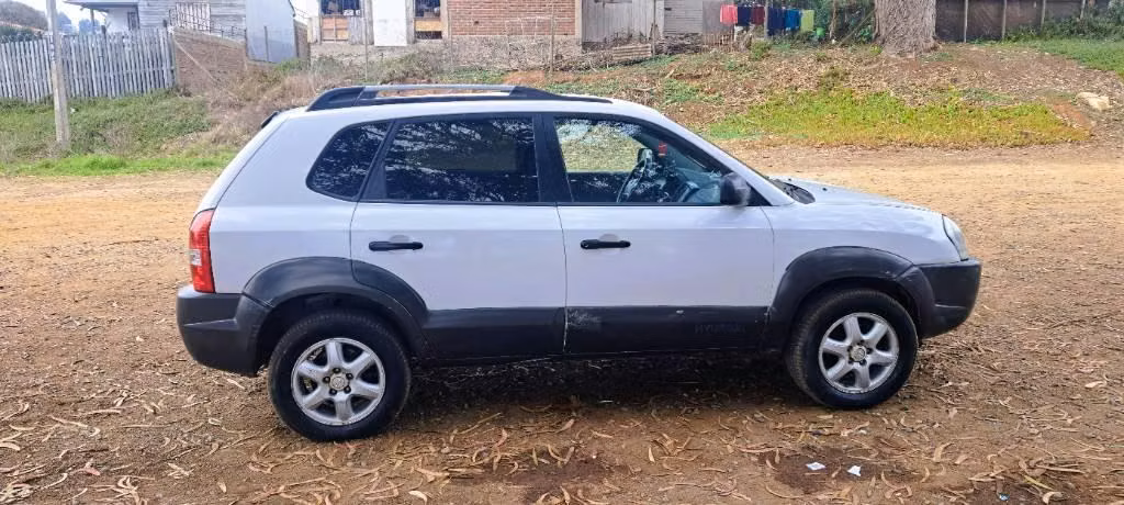 Hyundai Tucson 2005 turbo Diesel 2.0L