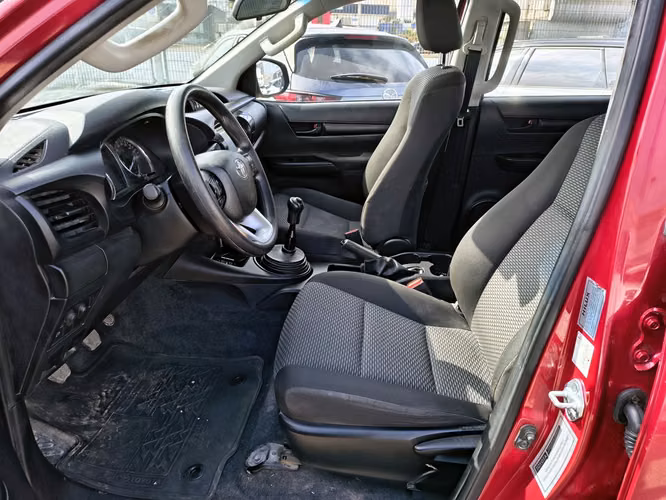 TOYOTA HILUX 2021