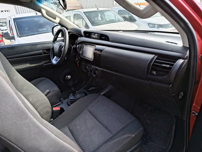 TOYOTA HILUX 2021