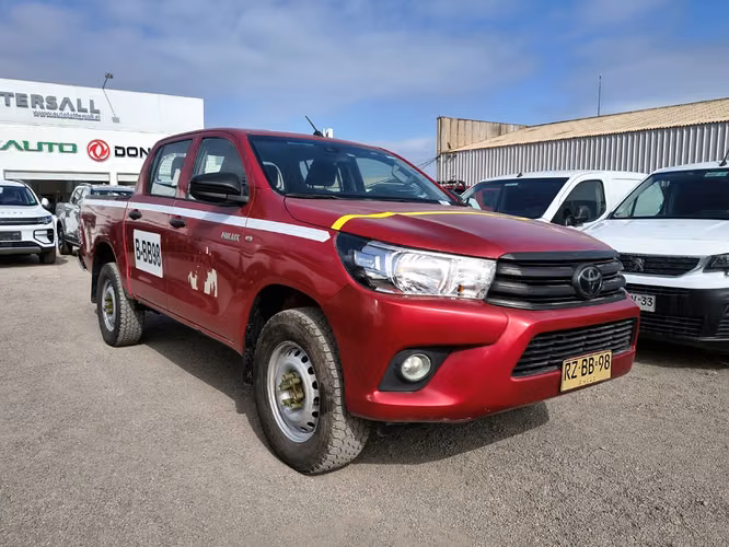 TOYOTA HILUX 2022