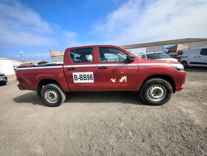 TOYOTA HILUX 2022