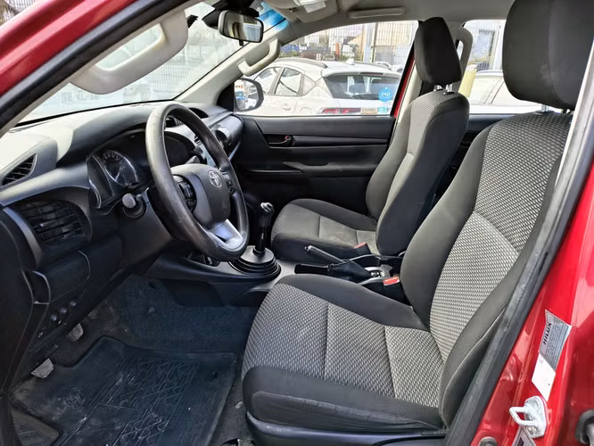 TOYOTA HILUX 2022