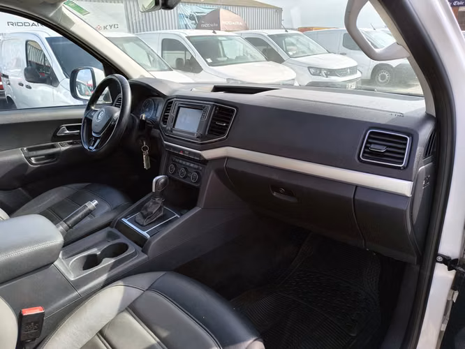 VOLKSWAGEN AMAROK 2023