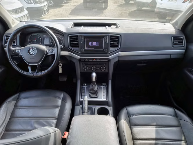 VOLKSWAGEN AMAROK 2023