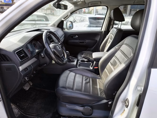 VOLKSWAGEN AMAROK 2023