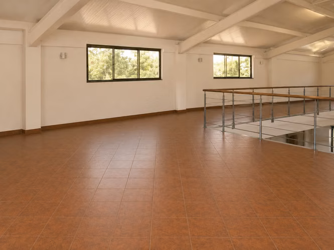 SE VENDE EXCEPCIONAL PROPIEDAD COMERCIAL MULTIPROPÓSITO