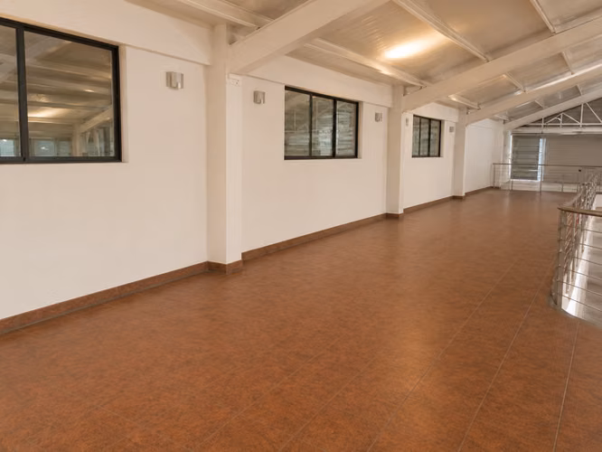 SE VENDE EXCEPCIONAL PROPIEDAD COMERCIAL MULTIPROPÓSITO