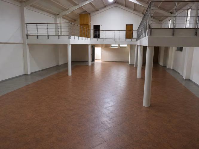 SE VENDE EXCEPCIONAL PROPIEDAD COMERCIAL MULTIPROPÓSITO