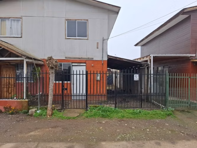 Casa de Dos Pisos en Villa Los Lagos, Colbun