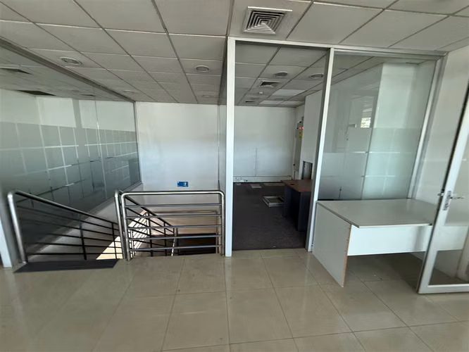 OFICINA Oficina / Local Comercial en Benaventa edificio Cozut