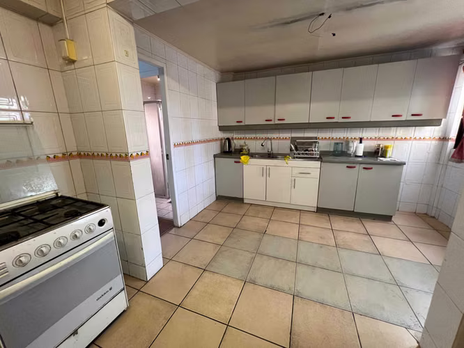 Excelente Casa/Buen Patio/4Dor/3Bañ/5Est (168946) - Imagen 8