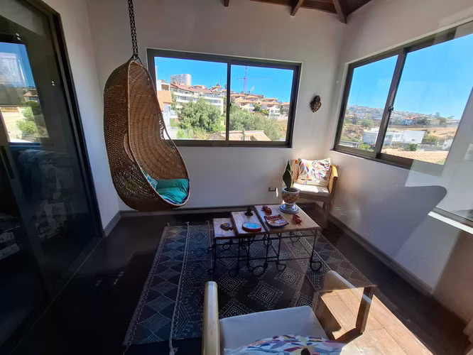 Casa con casa anexa. 6 dormitorios en total (168931)