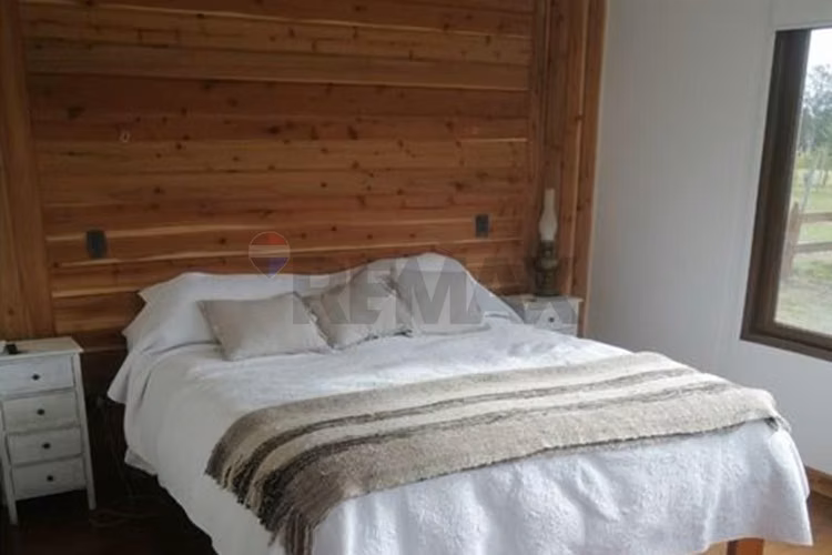 Venta casa nueva con vista al lago, pucón.