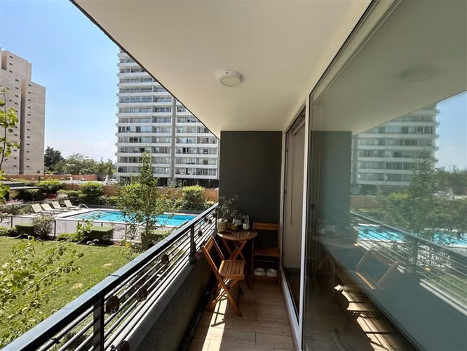 Departamento en venta de 2 dorm., 2 estacionamientosen Ñuñoa