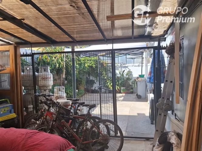 Casa en venta de 3 dorm. 3B 2E 1Local En la comuna de Maipú