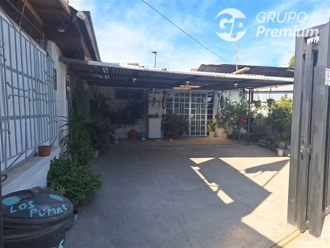 Casa en venta de 3 dorm. 3B 2E 1Local En la comuna de Maipú
