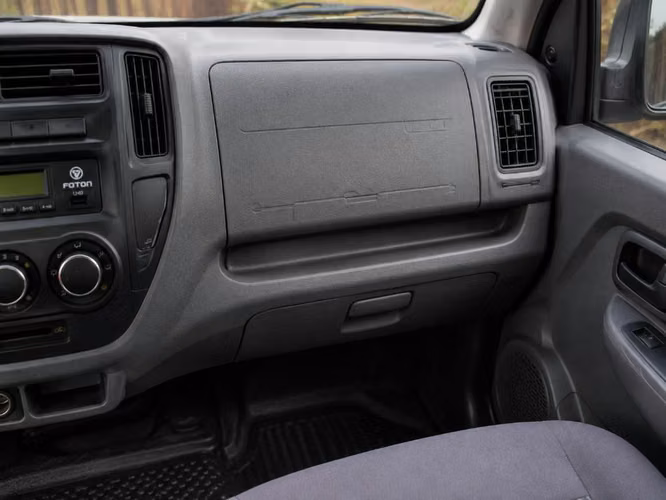 2018 Foton midi truck cargo box