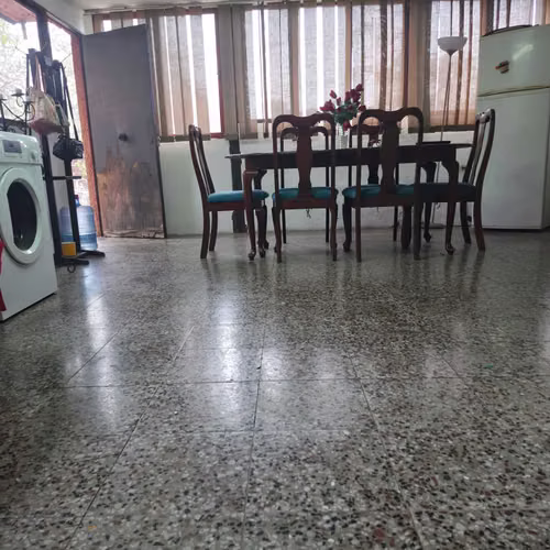 Amplio Terreno Urbano Ideal para Proyectos (168882)