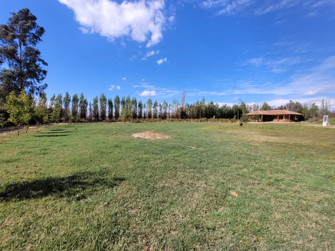 Parcela de Ensueño en Talagante: Piscina, Quincho y Naturaleza