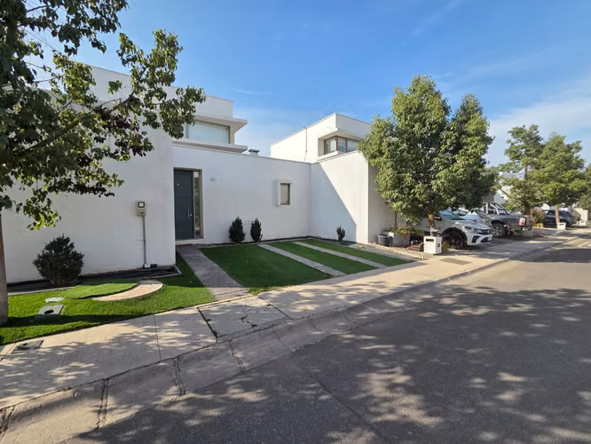 Oportunidad Única: Hermosa Casa en Venta en Condominio Quinta Linderos