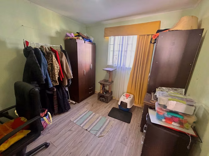 En Venta Casa en barrio Santa Elena, Valdivia (168976)