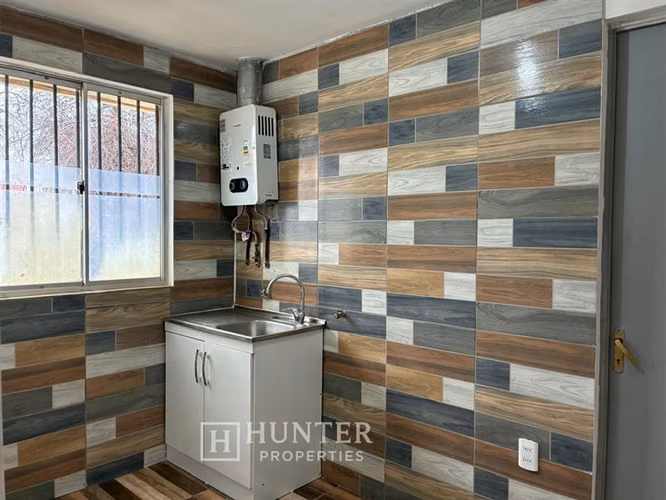 Casa en arriendo de 4D 1B, sala estar. en Barrio norte Talca