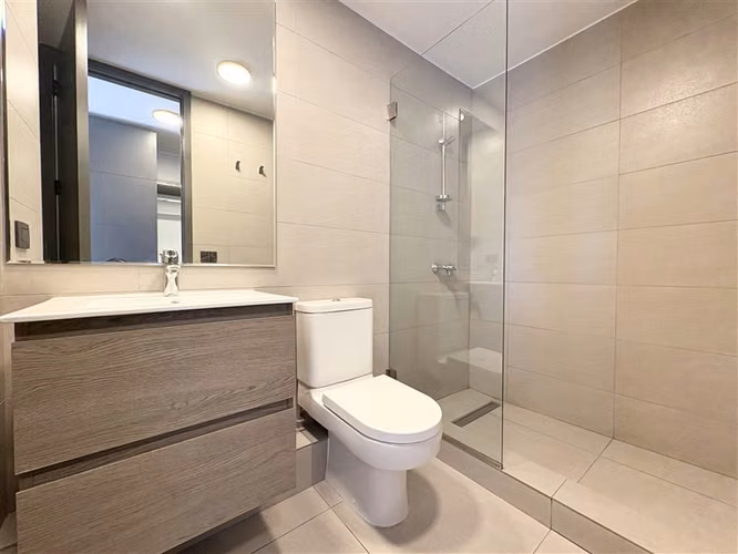Departamento en arriendo de 2 dorm. en Las Condes